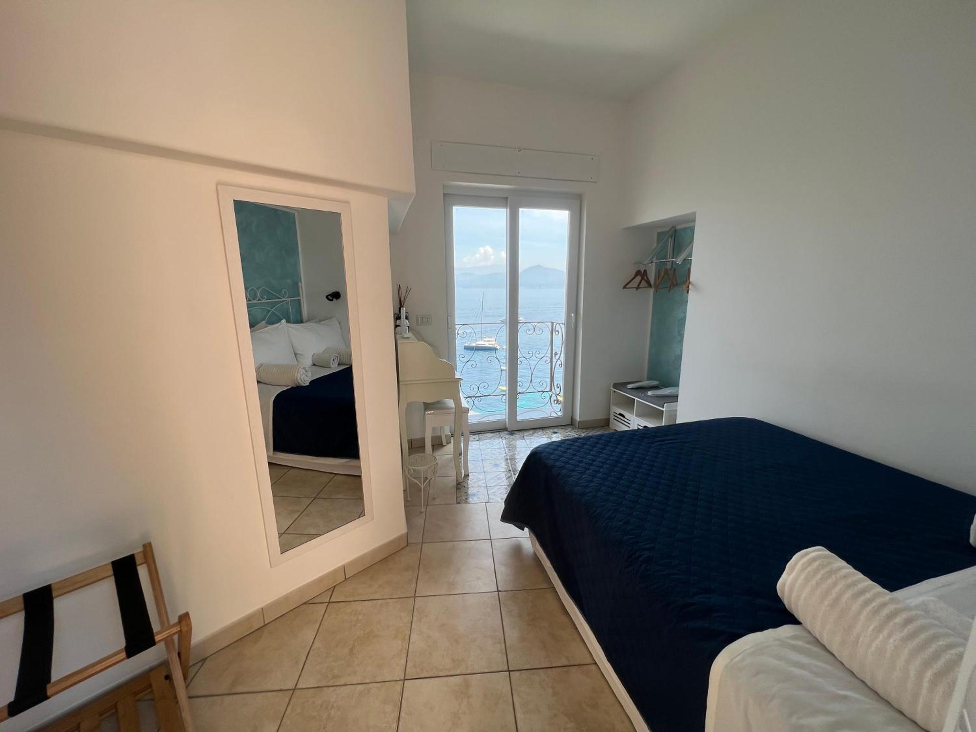 La Terrazza Sul Mare Bed & Breakfast 2*